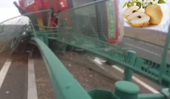 Tài xế xe tải khai do ăn lê bị mắc nghẹn nên gây tai nạn