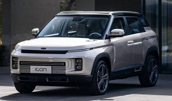 Geely Icon chính thức ra mắt với diện mạo SUV cỡ B vuông vức cùng tham vọng toàn cầu