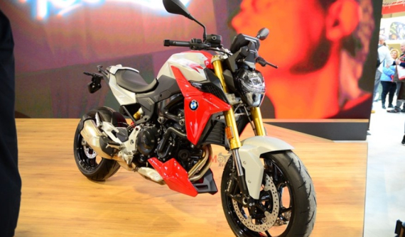 EICMA 2019: Naked bike BMW F900R 2020 bất ngờ ra mắt