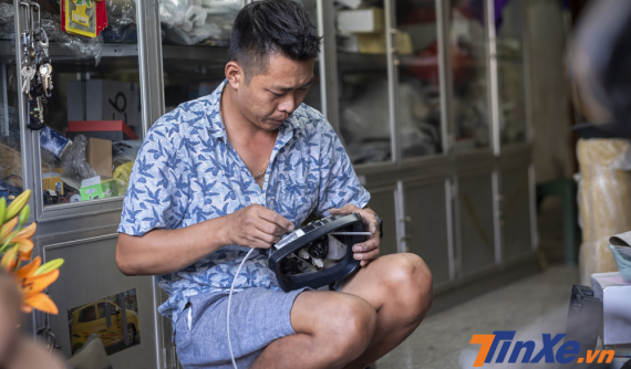 Tuyệt chiêu chống mất gương ô tô vào "tháng củ mật"