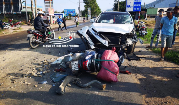 Bà Rịa - Vũng Tàu: Tai nạn liên hoàn giữa 2 ô tô và 2 xe máy, một người tử vong