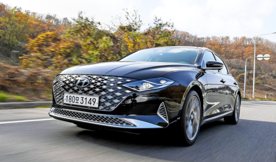 Sedan cỡ trung cao cấp Hyundai Grandeur 2020 "bán chạy như tôm tươi"