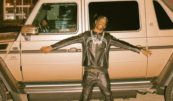 Bạn trai em gái cô Kim "siêu vòng ba" tậu cực phẩm Mercedes-Maybach G650 Landaulet