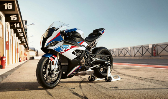 "Cá voi sát thủ" BMW S1000RR phiên bản mới chính thức được bán tại Thái Lan với mức giá gần 800 triệu đồng