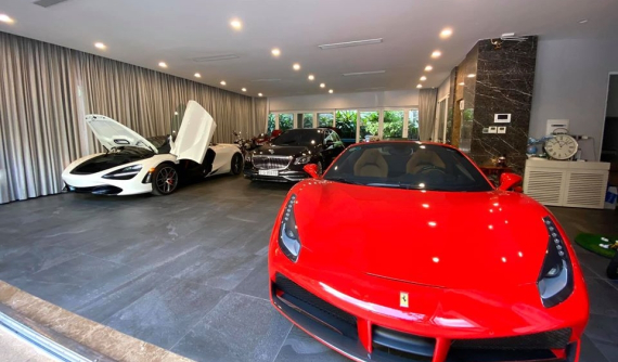 McLaren 720S Spider đầu tiên về Việt Nam xuất hiện chung chuồng cùng Ferrari 488 Spider