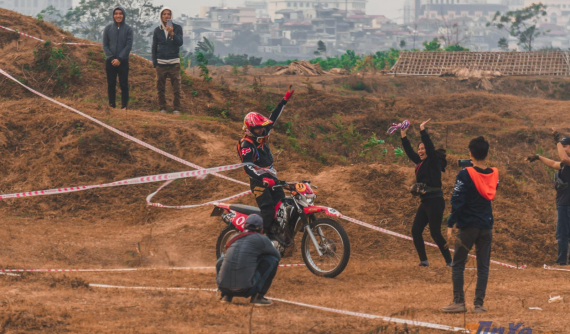 Sông Hồng Trail 2019: Cuộc đấu của những "gã điên" bên xe cào cào cỡ nhỏ