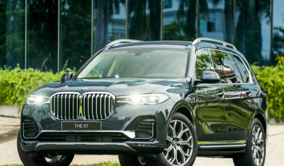 Áp lực doanh số không chừa một ai, BMW X7 được giảm giá tới 200 triệu đồng