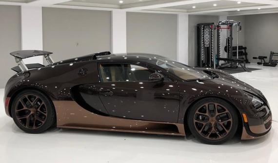 Chi phí bảo dưỡng hàng năm của siêu xe Bugatti Veyron đủ để mua Honda Civic "đập hộp"