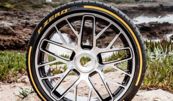 Pirelli công bố một loại lốp xe mới với khả năng kết nối internet