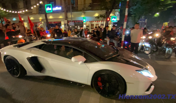Video: Lamborghini Aventador nẹt pô "khạc lửa" mừng U22 Việt Nam vô địch SEA Games 30