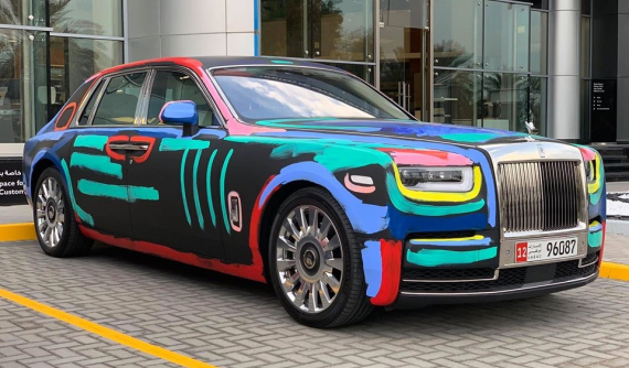 Rolls-Royce Phantom VIII khác lạ qua "bàn tay" của nghệ sĩ đường phố Bradley Theodore