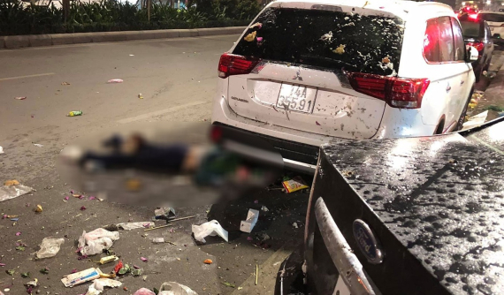 Quảng Ninh: Bị ô tô Hyundai Grand i10 tông trúng, nữ lao công đang đẩy xe rác tử vong