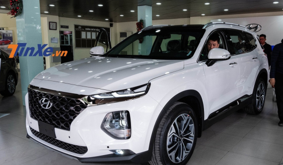 Theo đà chạy doanh số, đại lý giảm giá Hyundai Santa Fe tới 50 triệu đồng