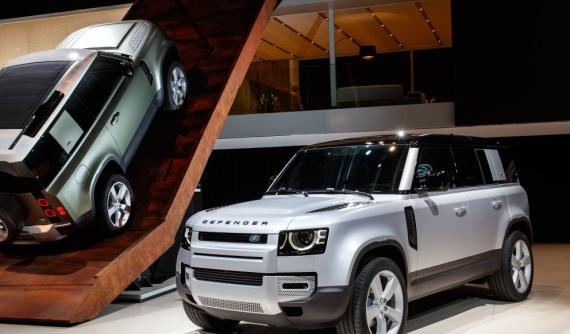 Land Rover Defender 2020 chính thức ra mắt thị trường Việt Nam, khởi điểm từ 3,7 tỷ đồng