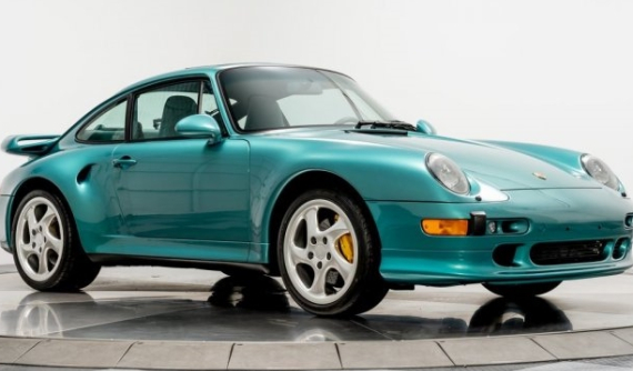 Porsche 911 Turbo S 1997 độc nhất được chào bán hơn 20 tỷ đồng
