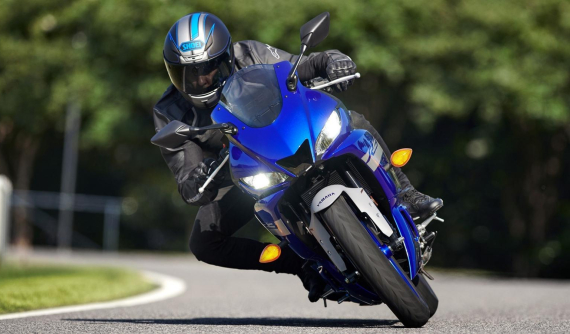 Yamaha R3 2020 bất ngờ tiết lộ giá bán tại Việt Nam "cực rẻ", tin được không?