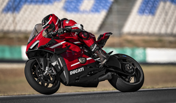Đánh giá nhanh Ducati Superleggera V4: Quái thú trường đua 234 mã lực mang vẻ đẹp hoàn mỹ