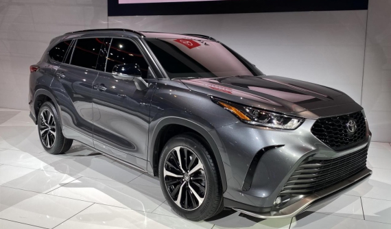 Toyota Highlander XSE 2021 - SUV 7 chỗ thể thao, cạnh tranh Ford Explorer ST