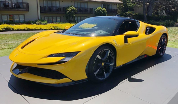 Siêu phẩm hybrid SF90 Stradale có thể là chiếc Ferrari đầu tiên vào garage của doanh nhân quận 12
