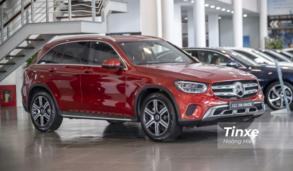 Mercedes-Benz GLC 200 4matic 2020: Đắt hơn, nhưng có đáng tiền hơn?
