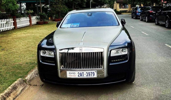 Chào bán Rolls-Royce Ghost cho đại gia Việt với giá 6,5 tỷ đồng
