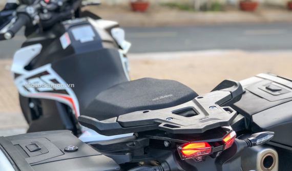 Xe mô tô có giá "gần 1 triệu đồng 1 cc", KTM 790 Adventure đã có mặt và lăn bánh tại Việt Nam