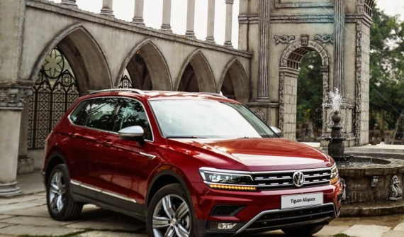 Cuối tháng 2, Volkswagen Tiguan Allspace và Passat BlueMotion nhận ưu đãi tới 200 triệu đồng