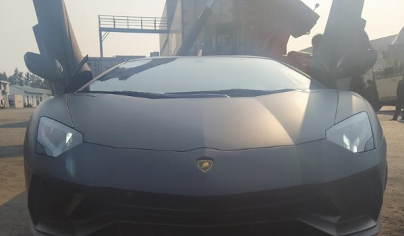 Lộ diện siêu xe Lamborghini Aventador S thứ 2 về Việt Nam, bộ áo mới là điểm nhấn