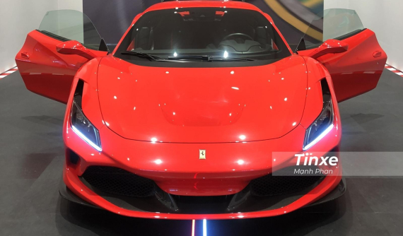 Video khám phá siêu xe Ferrari F8 Tributo thứ 2 về Việt Nam, giá từ 23 tỷ đồng