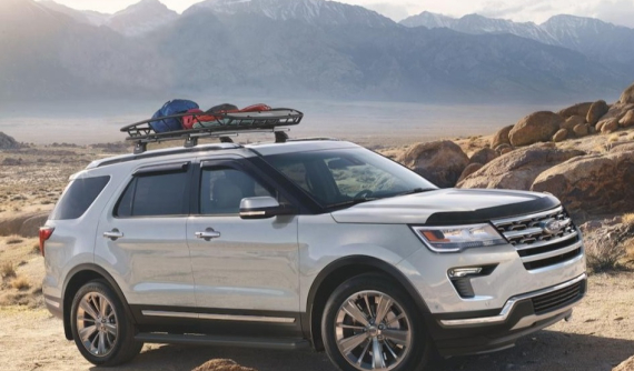 Không phải là ưu đãi của đại lý, giá niêm yết của Ford Explorer giảm luôn 269 triệu đồng
