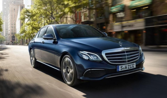 Mercedes-Benz E-Class 2020 phiên bản giá rẻ ra mắt, có thể về Việt Nam trong năm nay