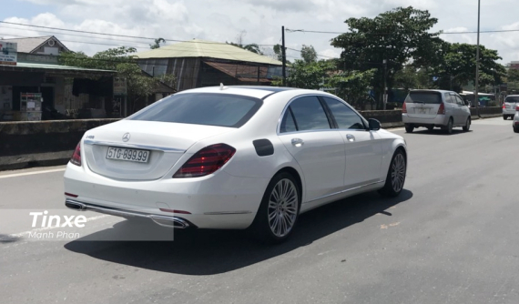Mercedes-Benz S450 đeo biển tứ quý 9 đẹp mắt tại Sài thành, đã xe sang còn đi kèm biển khủng