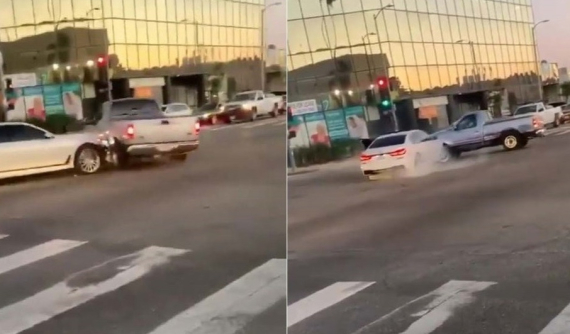 Gây tai nạn rồi bỏ chạy, tài xế Ford F-150 bị người lái BMW 7-Series truy đuổi và tông liên tiếp