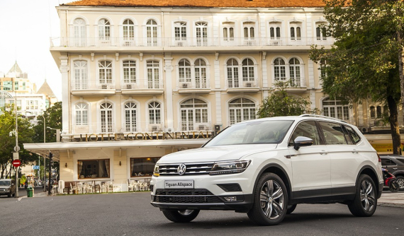 Volkswagen Tiguan Allspace và Passat BlueMotion tiếp tục nhận ưu đãi tới gần 200 triệu đồng trong tháng 3
