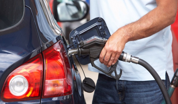 7 cách tiết kiệm nhiên liệu cho ô tô mà các bác tài không thể bỏ qua