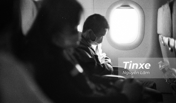 Người dân bắt buộc đeo khẩu trang nơi công cộng từ 16/3 để phòng chống Covid-19