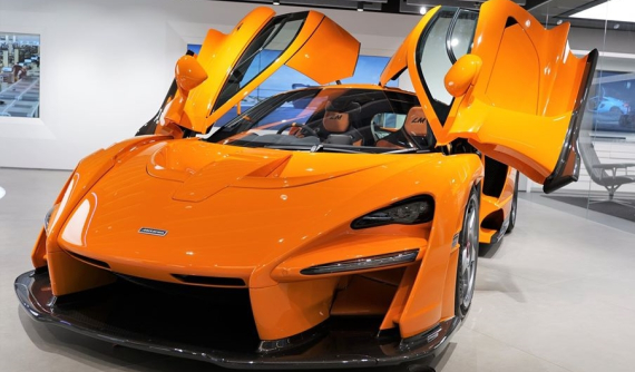 Cận cảnh McLaren Senna LeMans mới ghé thăm Hồng Kông, chỉ có 20 xe như vậy được sản xuất trên thế giới