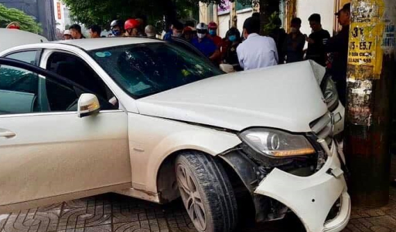 Tài xế Mercedes-Benz "thông chốt" CSGT ở Quảng Ninh gây tai nạn dương tính với ma tuý