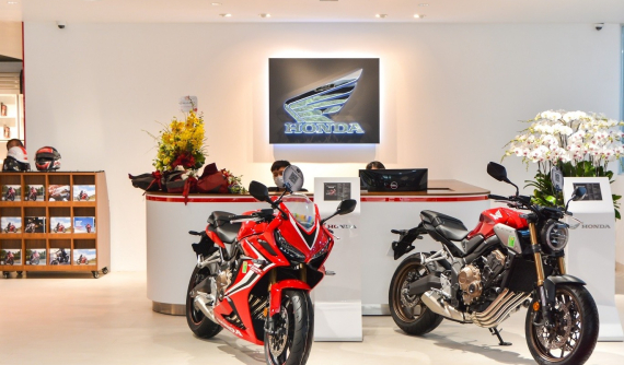 Phục vụ “dân chơi” khu vực miền Bắc, Hà Nội chính thức có showroom phân khối lớn Honda đầu tiên