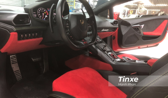 Cận cảnh siêu xe Lamborghini Huracan đầu tiên tại Việt Nam được chủ "thay da đổi thịt" hơn 20 ngày
