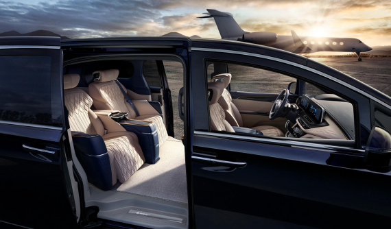 Buick GL8 Avenir - "Maybach của minivan" bước vào sản xuất tại thị trường hàng xóm Việt Nam