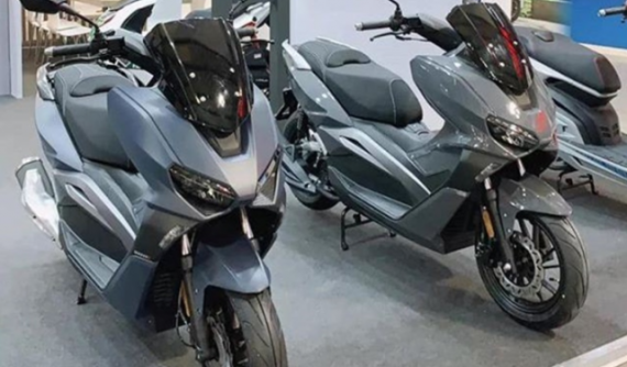 Xe tay ga phân khối lớn GPX 300 bất ngờ xuất hiện, cạnh tranh với Honda Forza 300 và Yamaha XMax 300