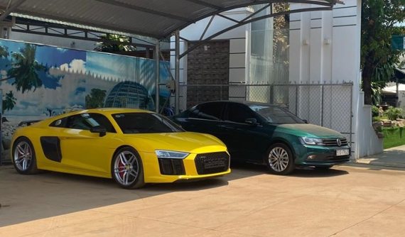 Sau Ferrari 488 Spider, đến lượt siêu xe Audi R8 V10 PLus về "làm dâu" tại tỉnh Bình Phước