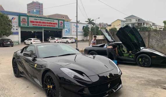 "Bò và ngựa" của doanh nhân Hải Phòng bị bắt gặp đi tắm rửa trên đường phố