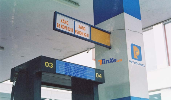 Giá xăng giảm vào ngày mai, có thể dưới mức 12.000 đồng/lít