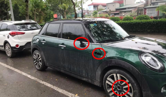 Hà Nội: Thêm xe đắt tiền bị kẻ gian "vặt đồ" trong mùa dịch Covid-19, lần này là Mini Cooper
