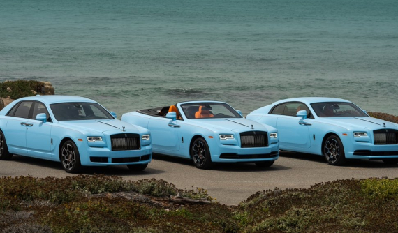 Choáng ngợp với dàn xe siêu sang Rolls-Royce trong bộ áo đồng phục và tiểu sử đầy bí ẩn