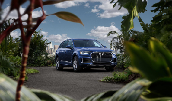 Điều chỉnh lại giá tính lệ phí trước bạ loạt ô tô sang, người dùng tiết kiệm được tới hàng trăm triệu đồng