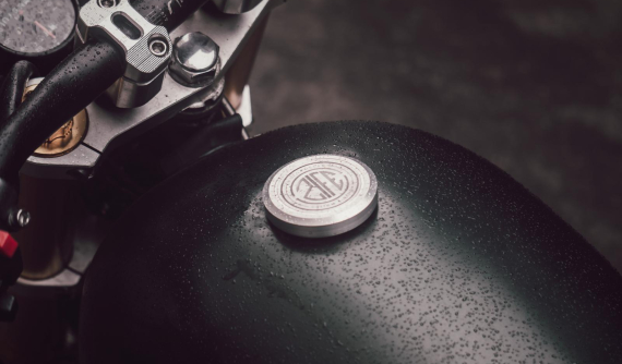 Trải nghiệm xế độ Zife Design "The Armiger" trên khối động cơ huyền thoại từ Honda LA250