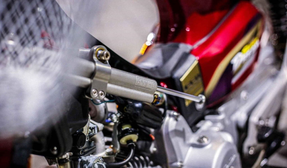 Ngắm Honda Super Dream được "tút tát" cùng loạt đồ độ đỉnh cao tại Hà Nội